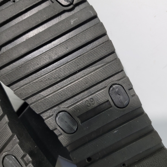 Bamboo Women Black Open Toe Slingback Casual Sandals Sz 39 Buckle Closure - Picture 9 of 11